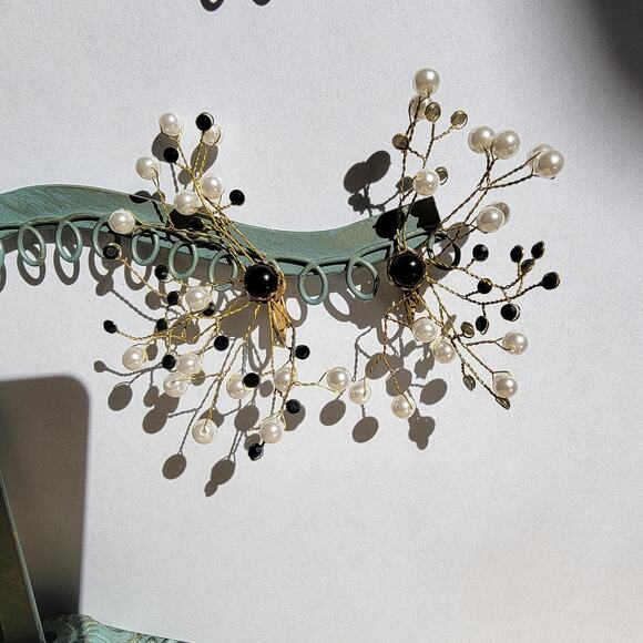 Oversized 3-Inch Vintage Pearl and Black Bead Clip-On Earrings - Picture 5 of 10